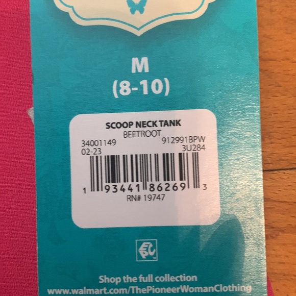 Pioneer Woman deep pink top, brand new with tags - Picture 2 of 2